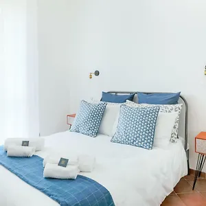 Vinylogy Apartment Rome